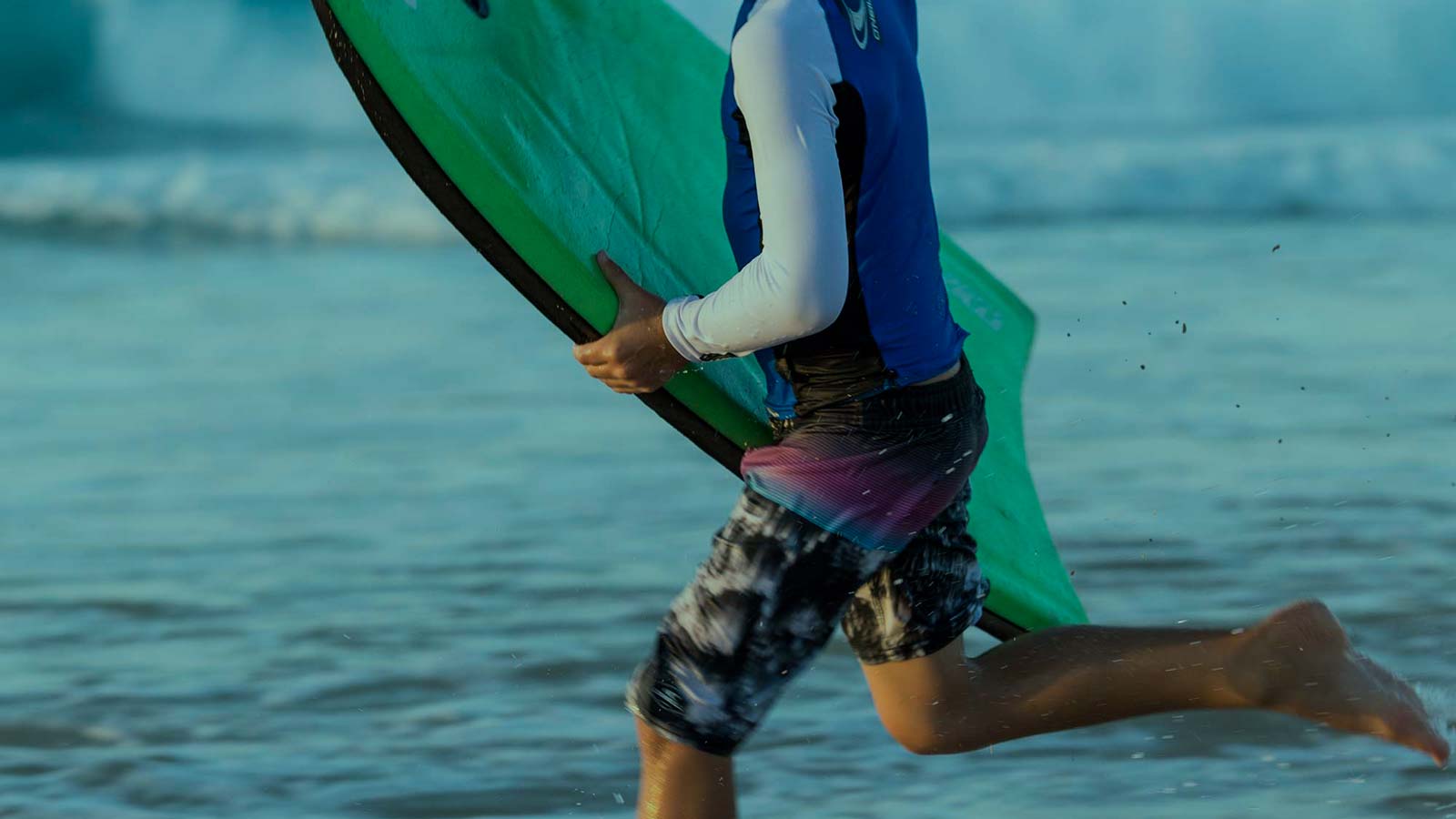 Its Bodyboarding time. Whether you call it a bodyboard or a boogie board, it’s one of the easiest and most accessible ways to enjoy the surf. Perfect for kids and adults alike.