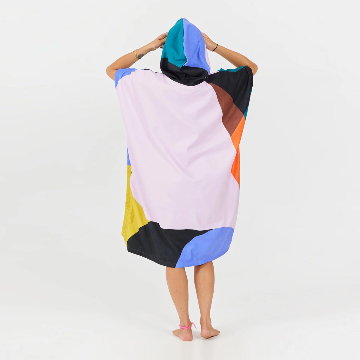 Pončo dvielis ar Tote somu After Essentials Artist Series – Jérôme Masi