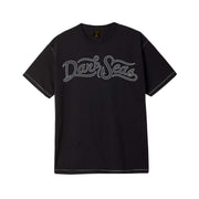Dark Seas Symmetry Contrast Stitch T-krekls – melns