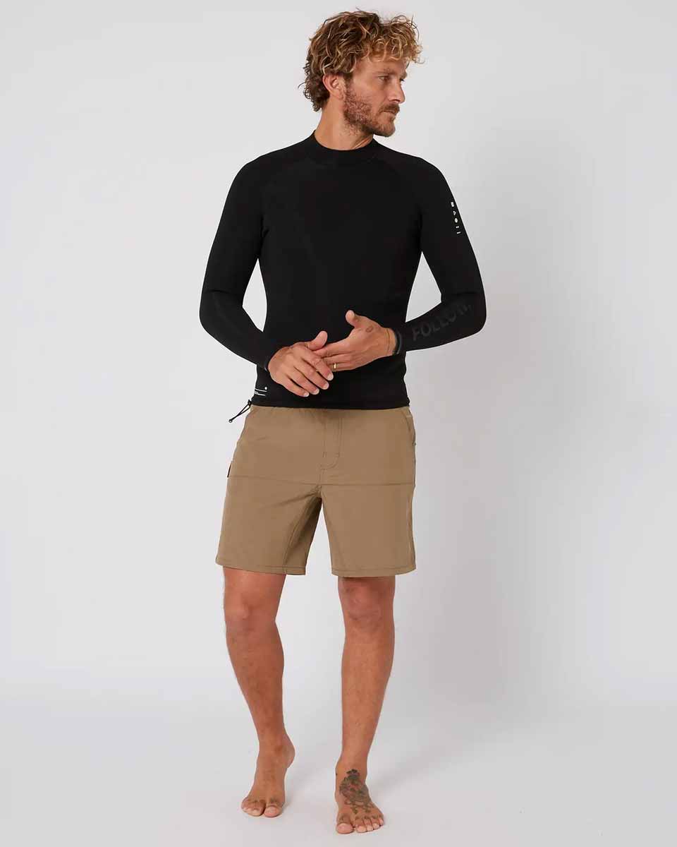 Follow P1 2mm Wetty Top – Black