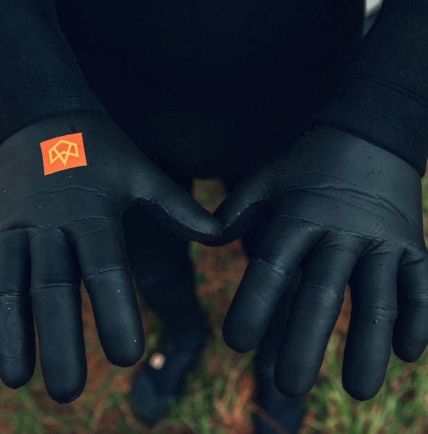 Manera Magma 2.5mm Neoprene Gloves