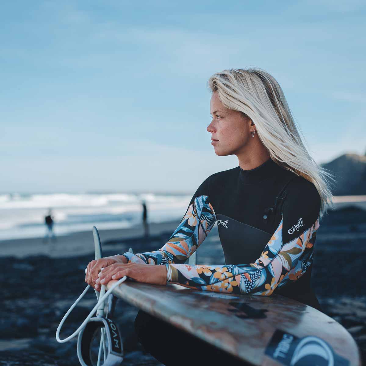 O'Neill Girls Epic 4/3 Chest Zip Full Wetsuit – Copenblue/PaintedTropics IL4