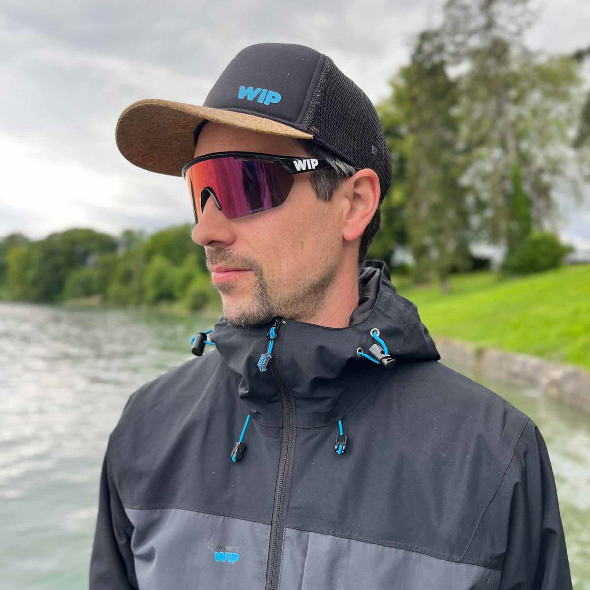 Forward-WIP Gust Aero 2.0 Polarized Sunglases – Shiny Black Red