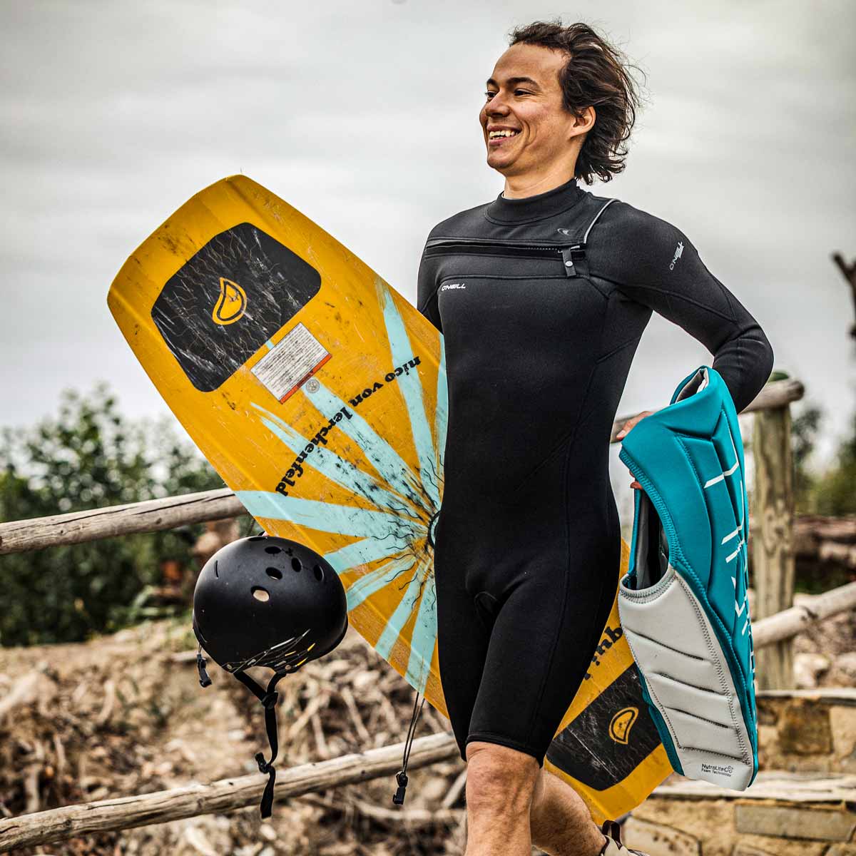 O'Neill Hammer 2mm Chest Zip L/S Spring Wetsuit – Black A05