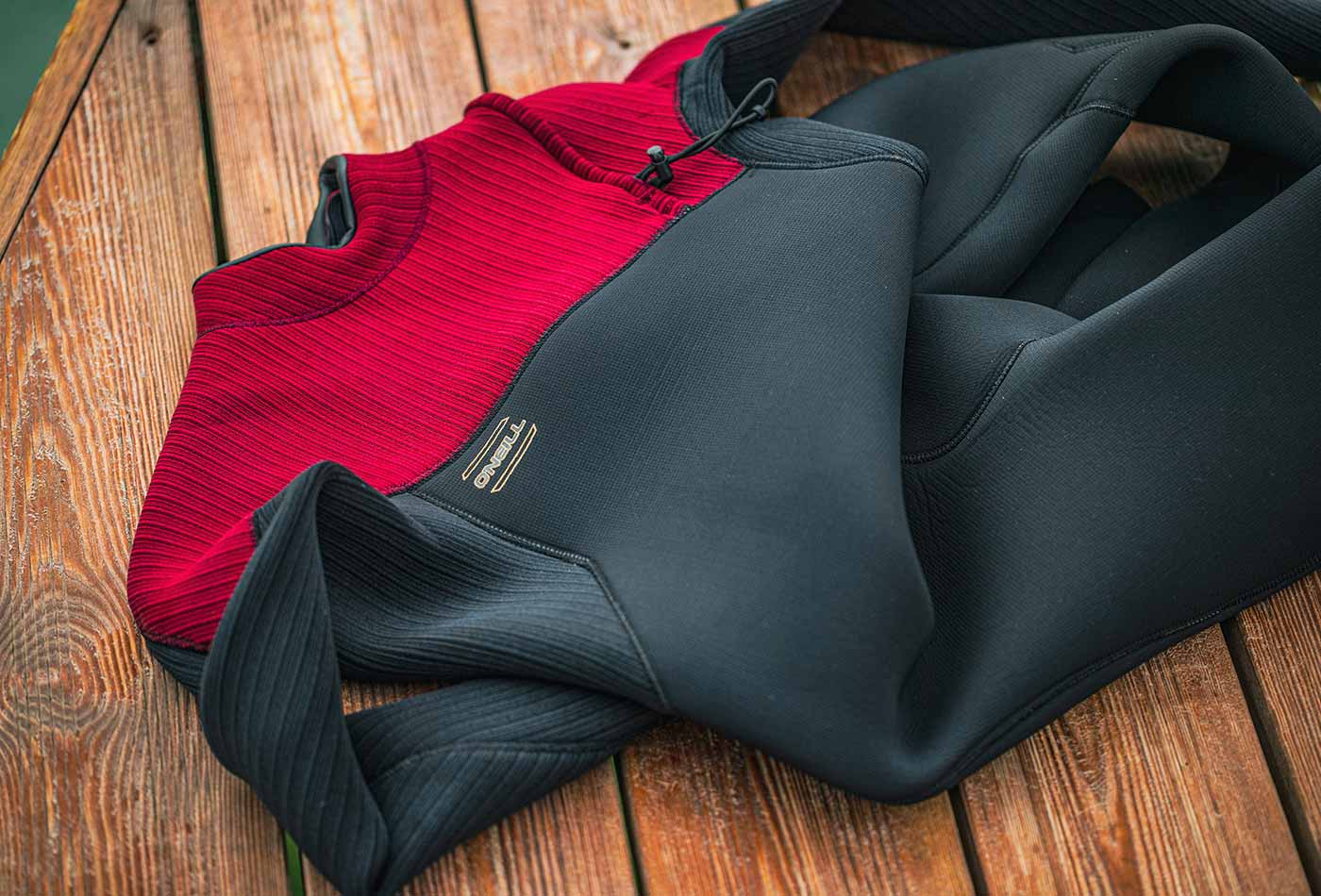 O'Neill HyperFreak Comp 4/3 mm Zipless Full Wetsuit – Black/Bloodshot E99