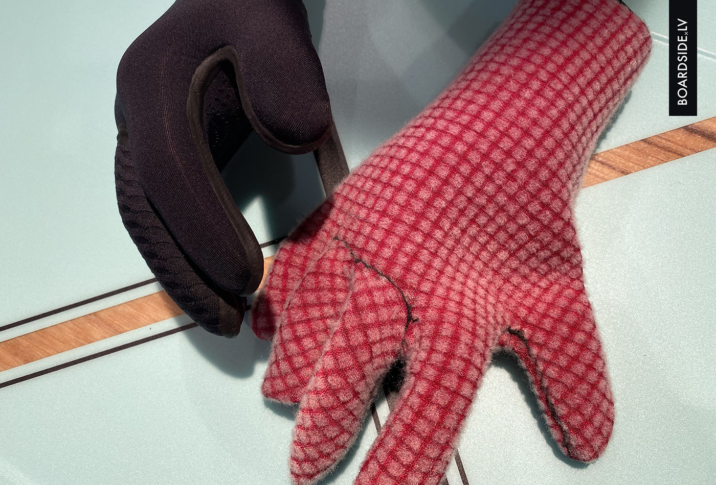 Ocean & Earth One Dry Seal 3mm Neo Gloves