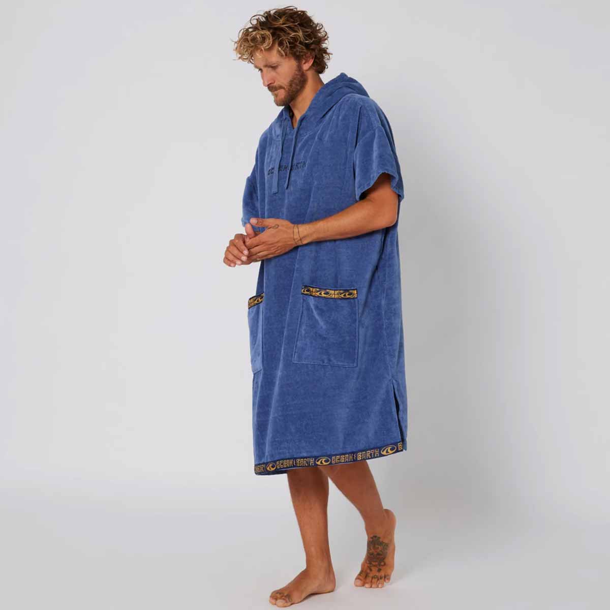 Ocean & Earth Strike Hooded Poncho – Blue