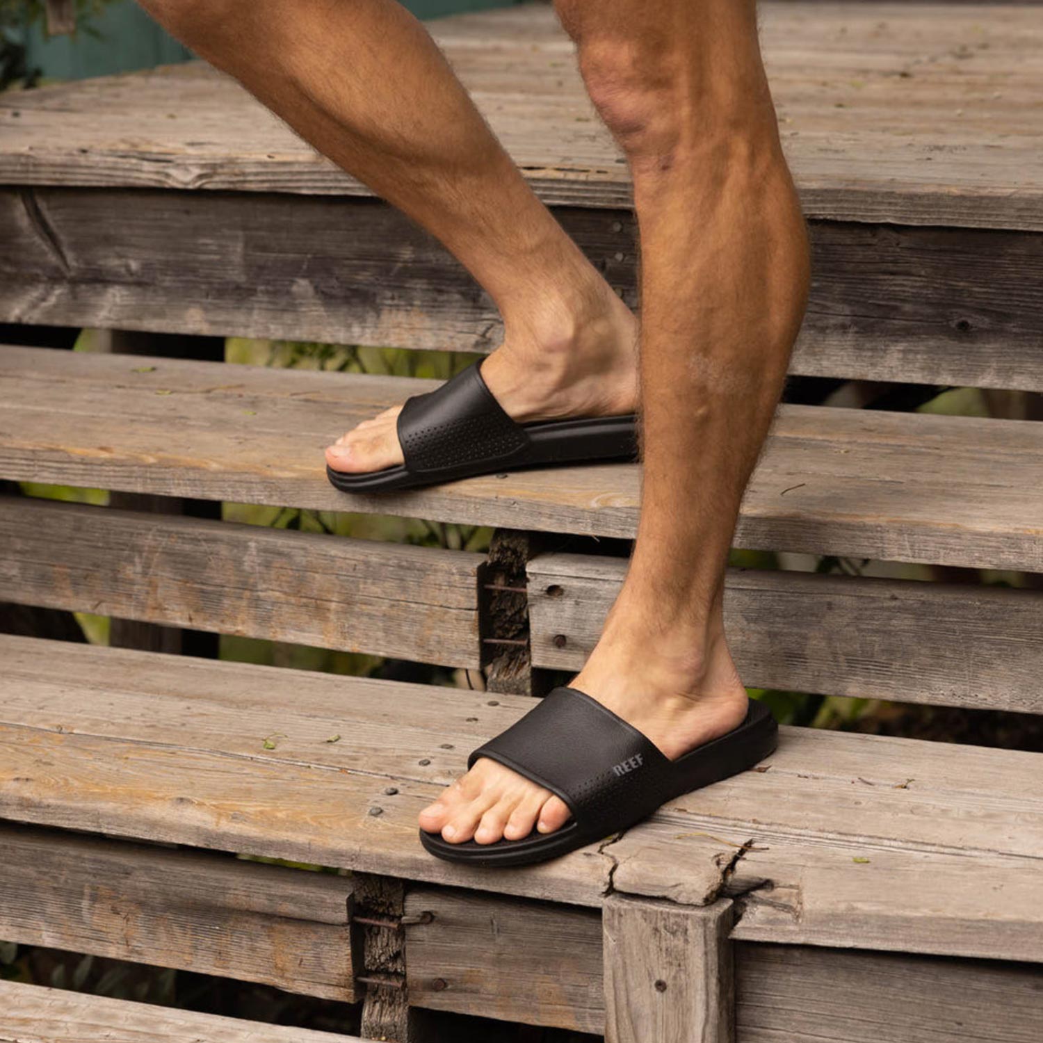 Vīriešu iešlūcenes Reef Oasis Slide – melnas