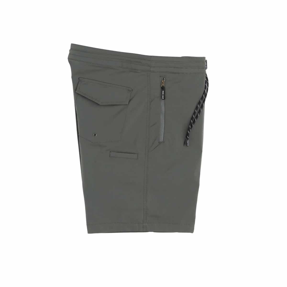 Dark Seas Tack Amphibious 19" Walkshorts – Black
