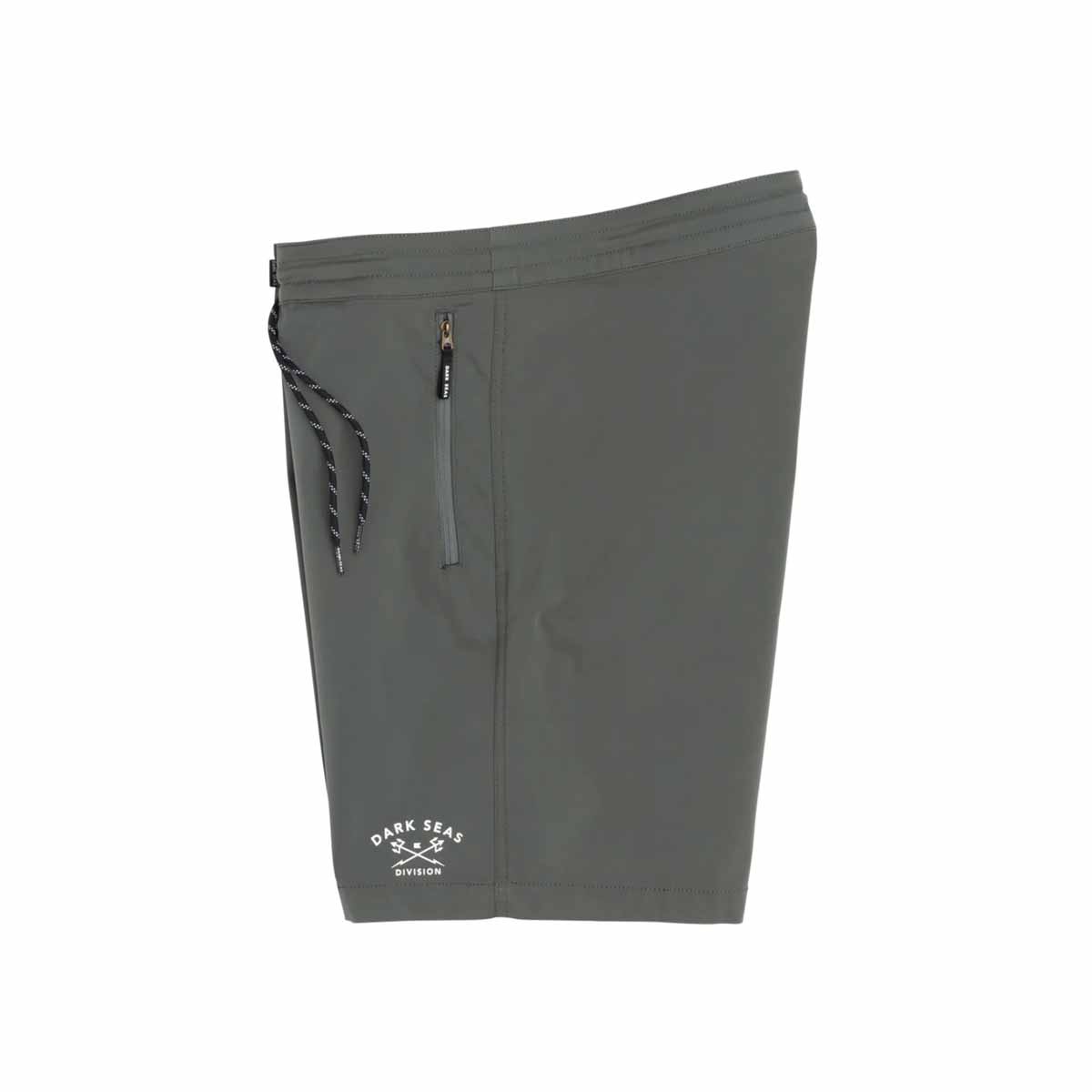 Dark Seas Tack Amphibious 19" Walkshorts – Black