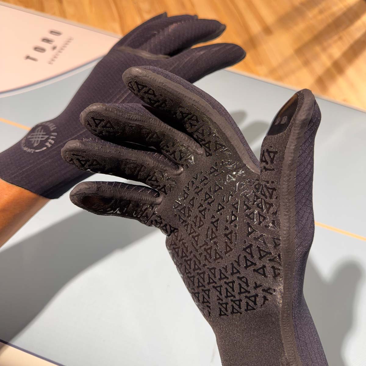 Neoprēna cimdi Xcel CompX Five Finger 4mm Glove