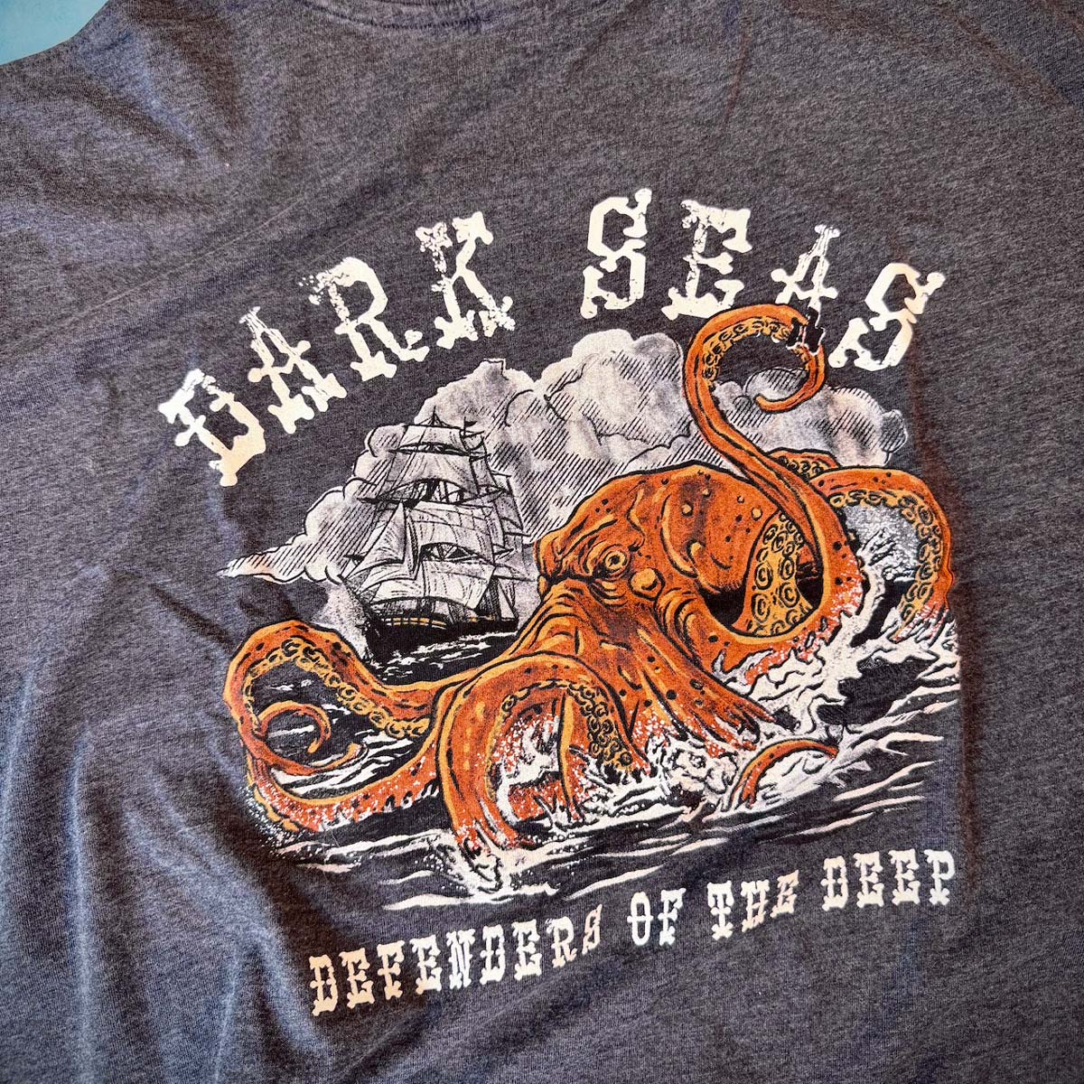 Dark Seas Perilous Mineral S/S T-krekls – Heather pelēks