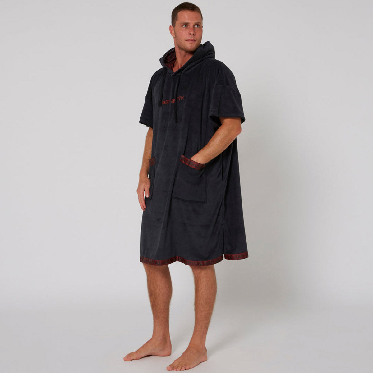 Ocean & Earth Strike Hooded Poncho – Dull Black