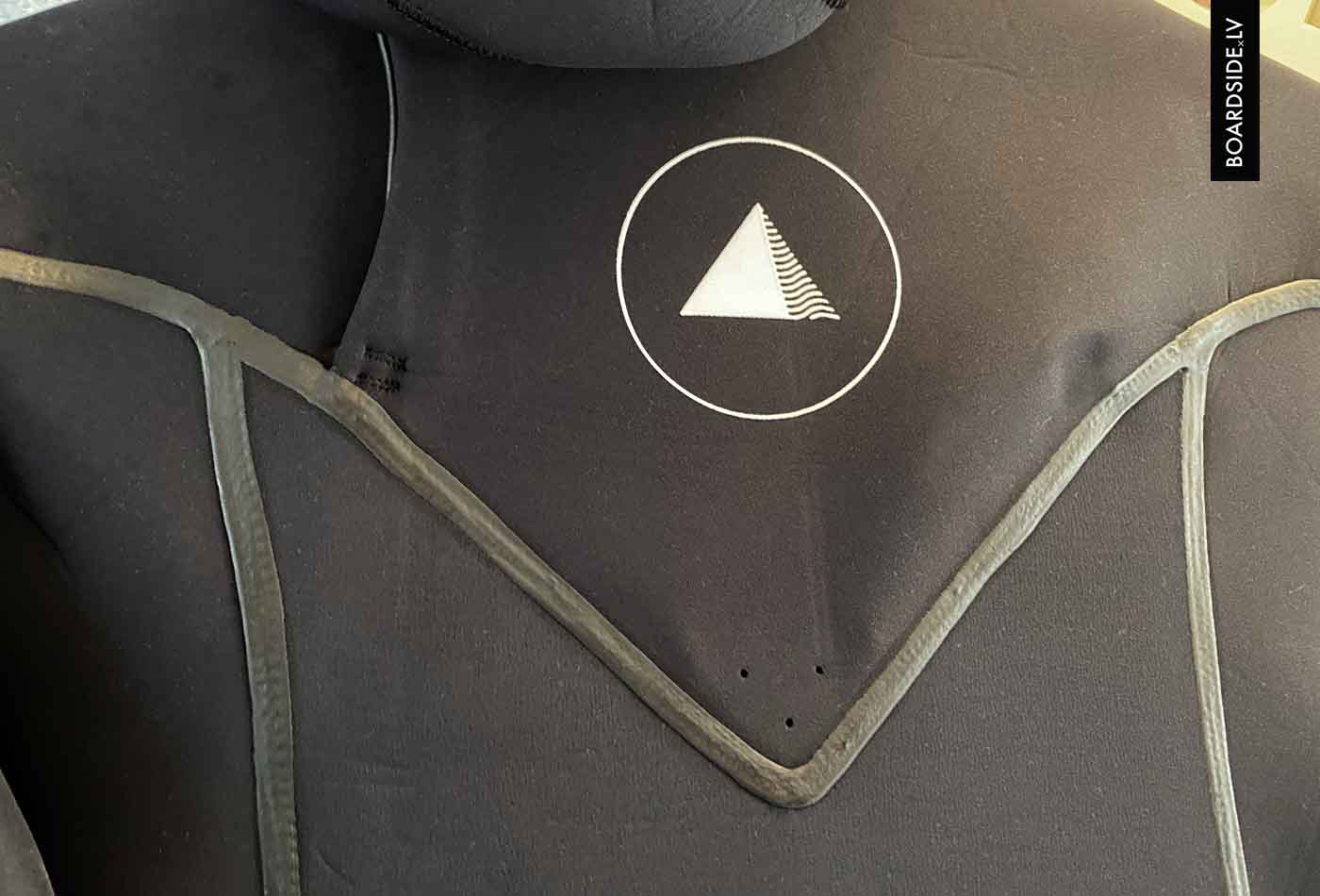 Steamer with built-in hood Zion Wetsuits Yety 6/5/4