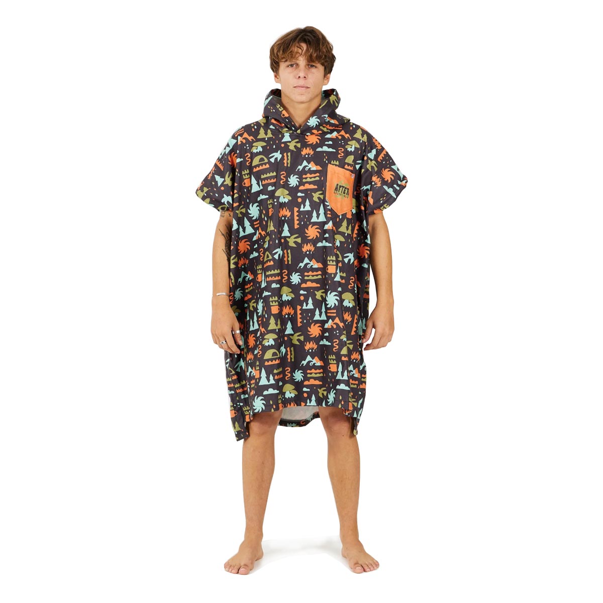 After Essentials Outdoor Series Trekking Poncho Towel – Black