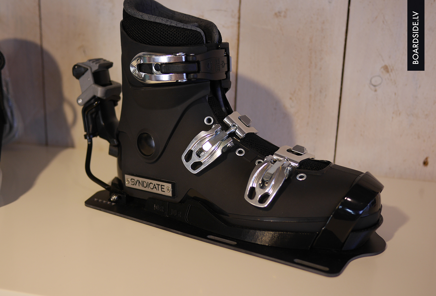 HO Skis Syndicate HardShell ūdensslēpošanas zābaks Boardside.lv