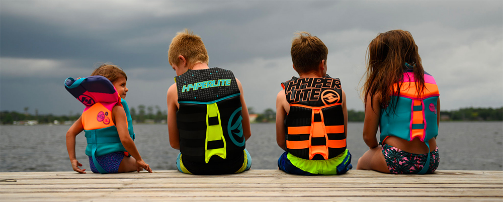 HYPERLITE bērnu un jauniešu ūdenssporta vestes dažādām svaru un augumu grupām
